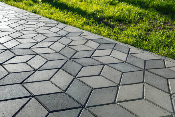 Best Driveway Paving Contractor  in South Roxana, IL